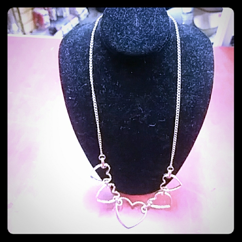 5 Heart Designer Necklace 18 Inch